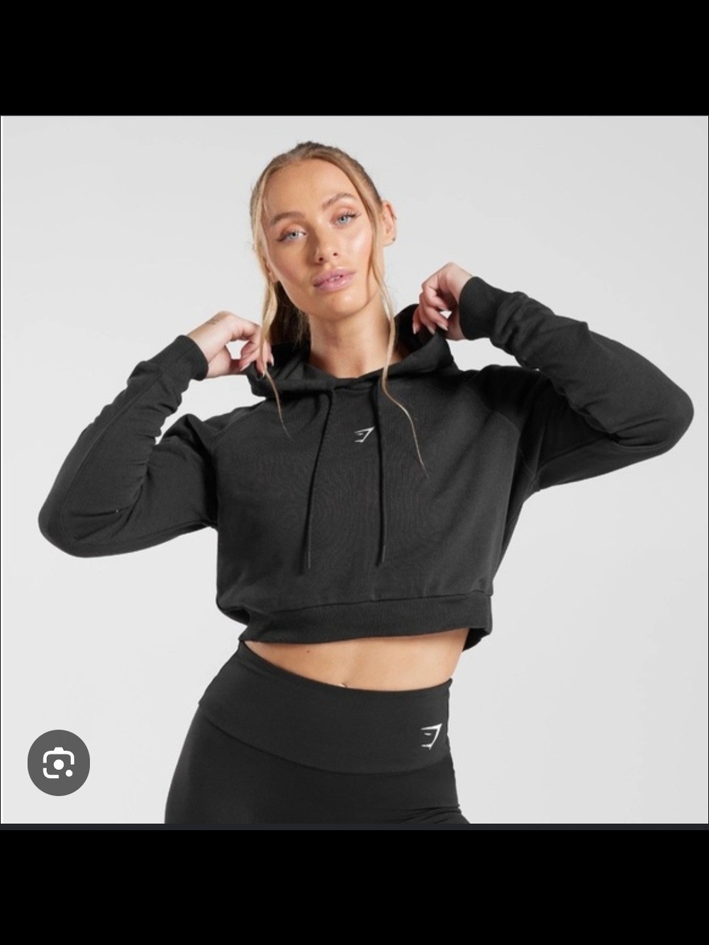Gymshark Black Cropped Pullover Hoodie